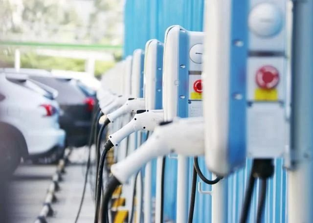 <b>布局充電樁散熱風扇多年,三巨電機助力新能源汽車充電樁建設</b>